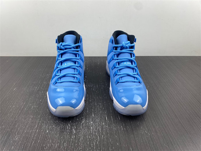 Air Jordan 11 "Pantone" 717602-900