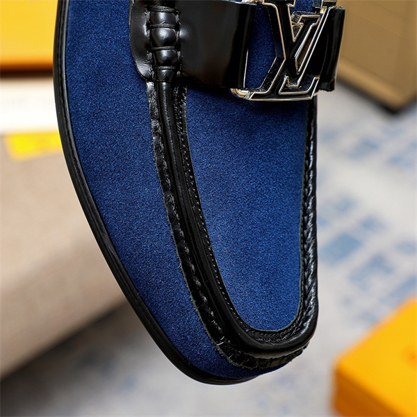 Lv Loafer 011