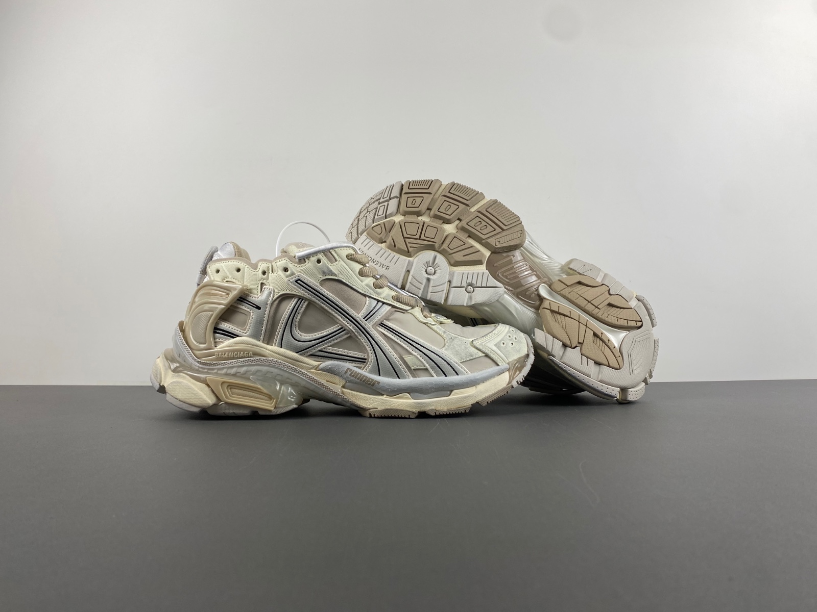 Ba*len*cia*ga 772774-w3rny-1205