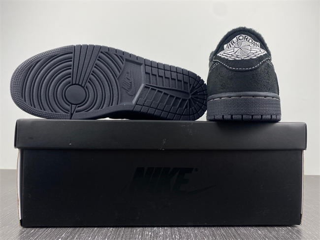 Travis Scott x Air Jordan 1 Low OG DM7866-001