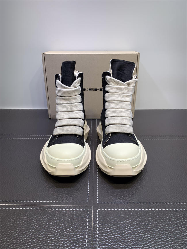 Rick Owens sneaker