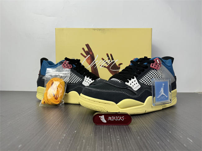 Jordan 4 Retro Union Off Noir DC9533-001